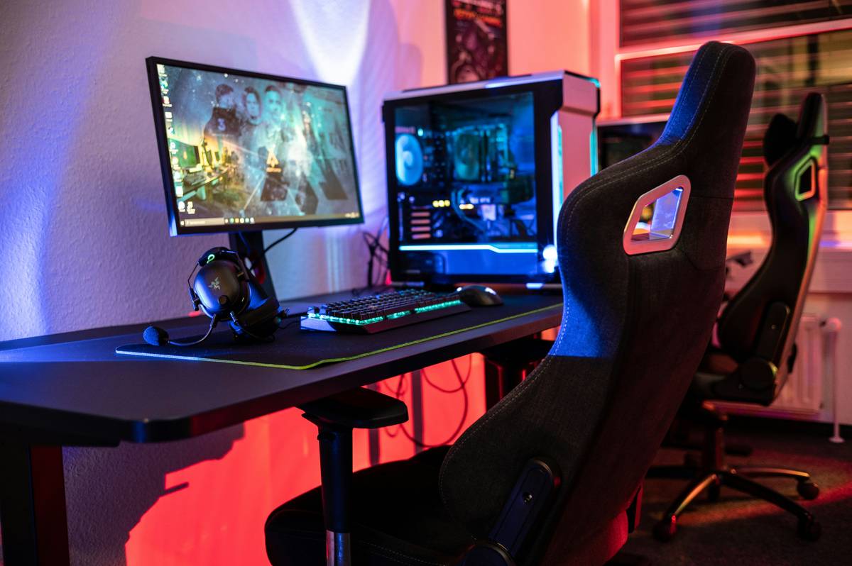 Premium gaming recliners for adults with ergonomic lumbar support and breathable upholstery