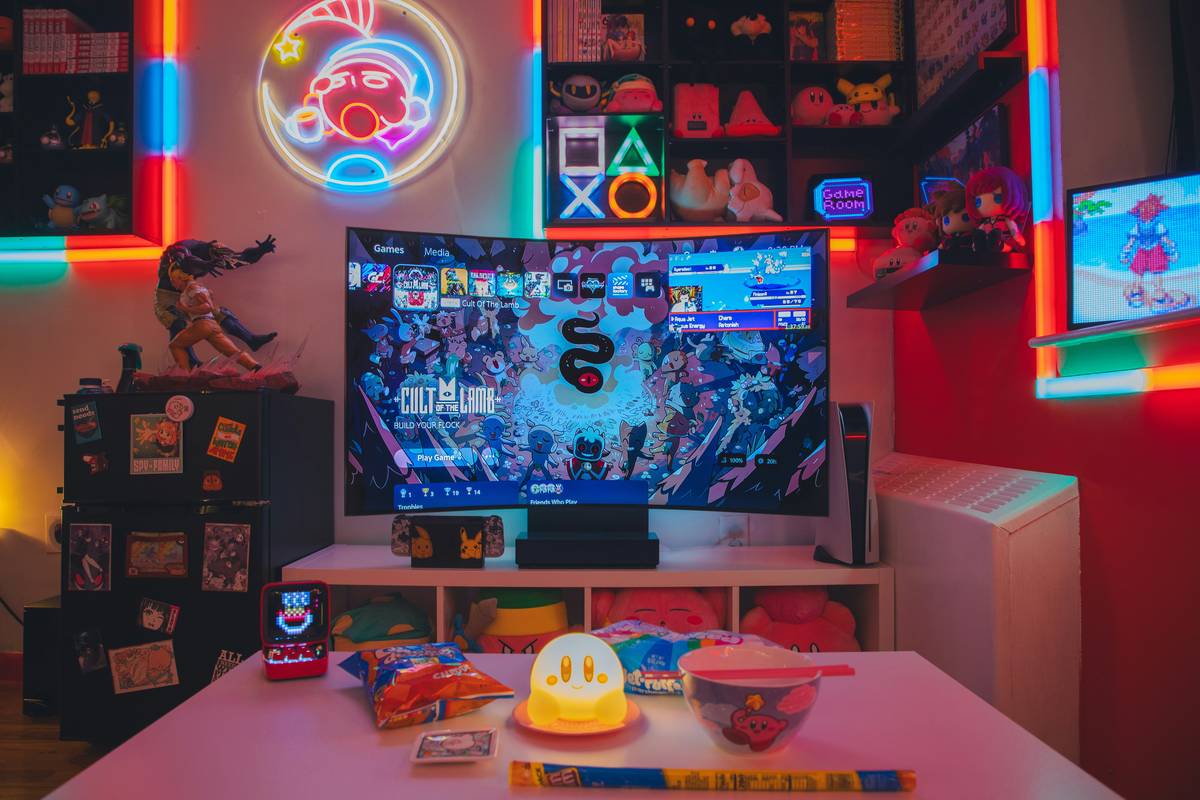 Gaming recliners for adults in action during long session with proper posture and cable organization
